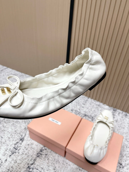Miu Mary Jane Flat White Sheepskin 591573