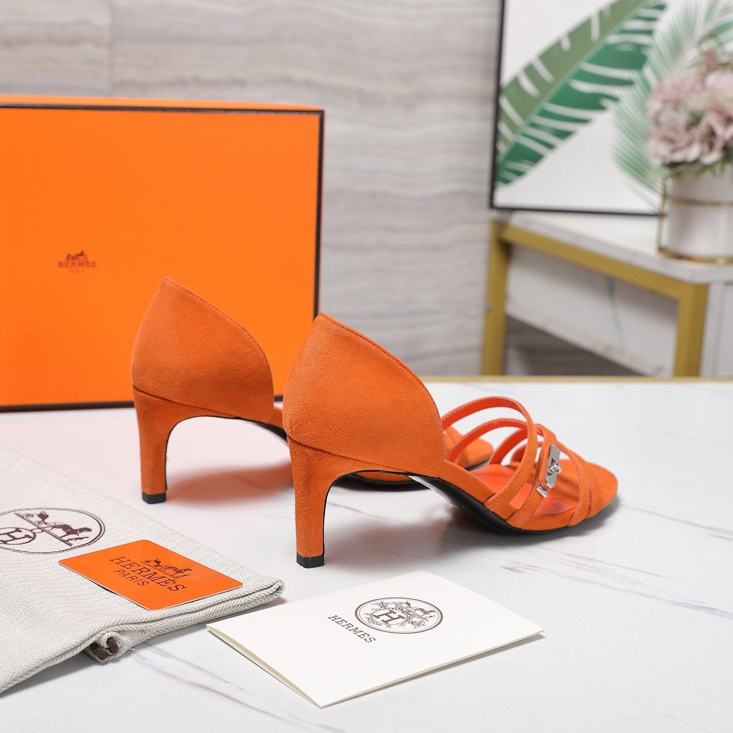 HM 26ss Sandals 65 Orange Suede 601230