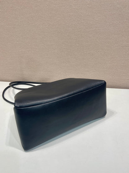 Prada 2026 Passage Bag 28cm Black Leather 282812