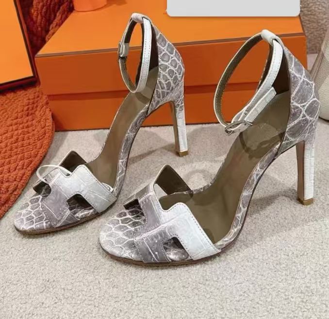 Hermes 2026 Premiere 105mm Crocodile Embossed Sandals White Grey Leather