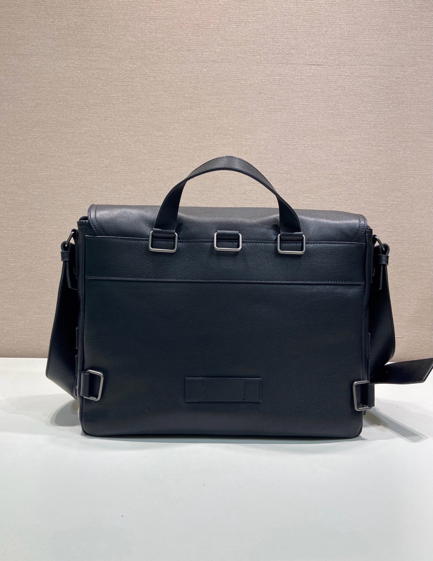 Prada 2026 Messenger Bag 34cm Black Leather