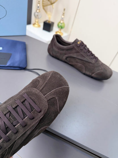 Prada 2026 Casual Sneakers Suede 732926