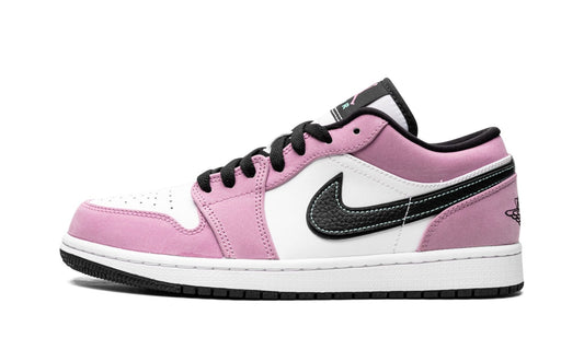 Air Jordan 1 Low SE Violet Shock Sneakers - Archive Edition