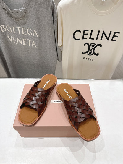 Miumiu 26ss Flat Slippers Suede Calfskin 713103