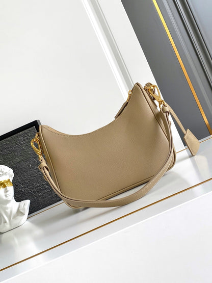 Prada Re-Edition 2005 Bag 22cm Saffiano Leather