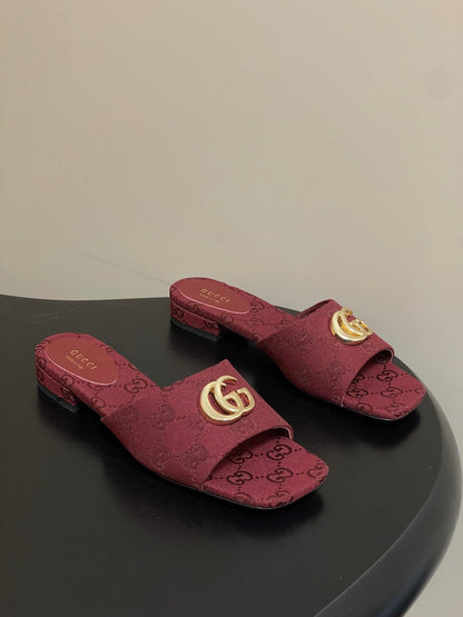 GG 26ss Flat Slippers  Canvas Monogram