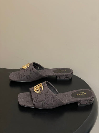 GG 26ss Flat Slippers  Canvas Monogram