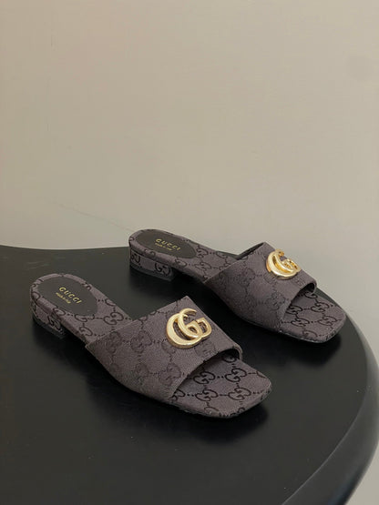 GG 26ss Flat Slippers  Canvas Monogram