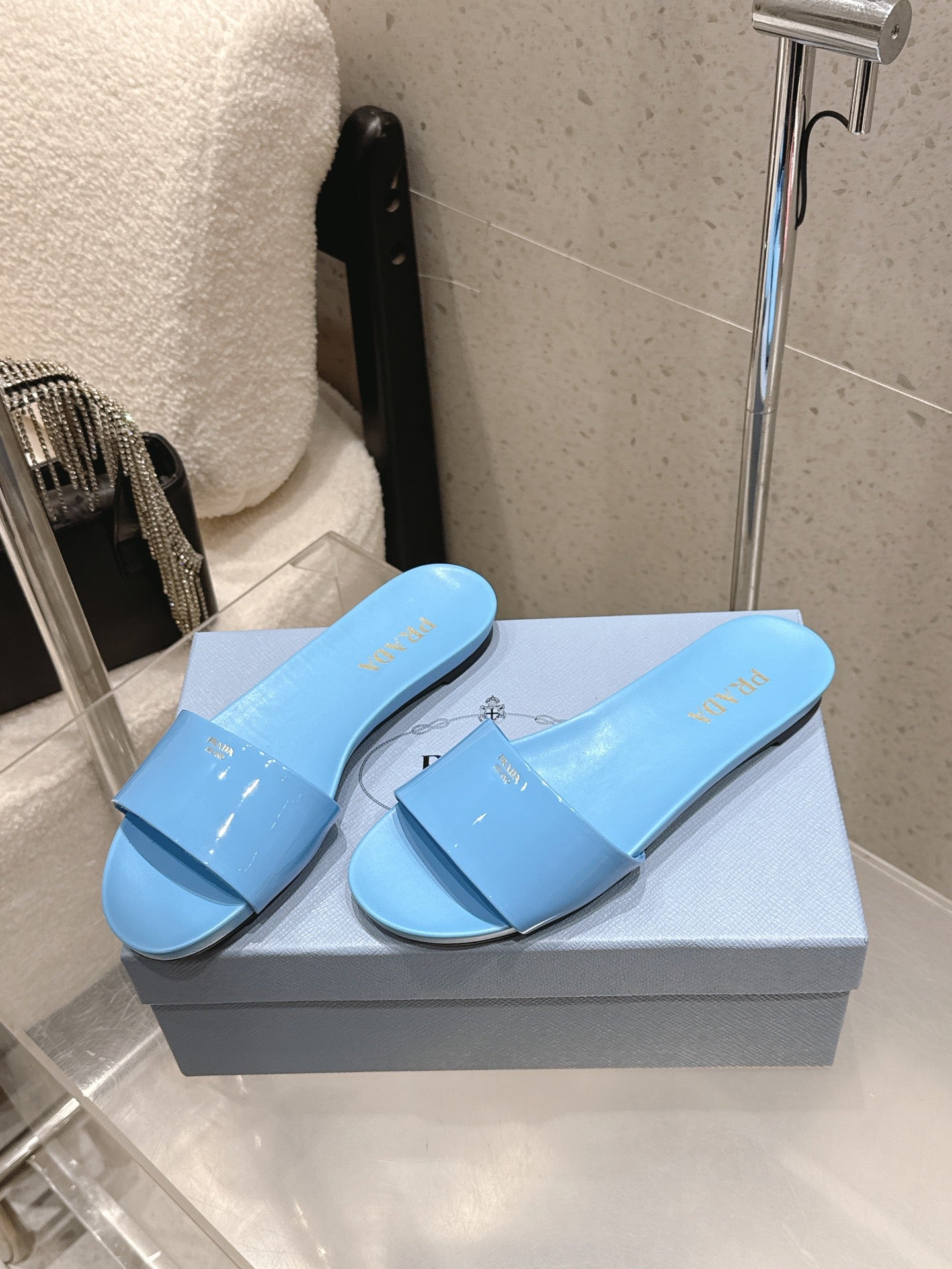 Prada 2026 Slides Sandals Patent Leather 762986