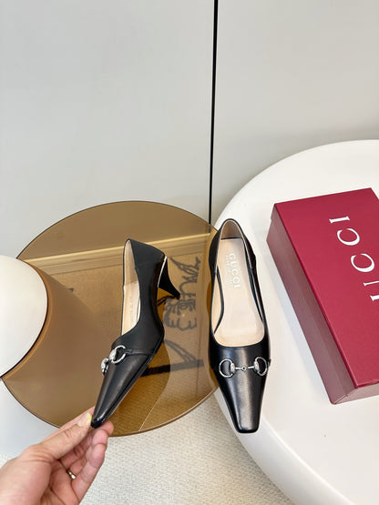 GG 26SS High Heels Pump Black Calfskin 645692