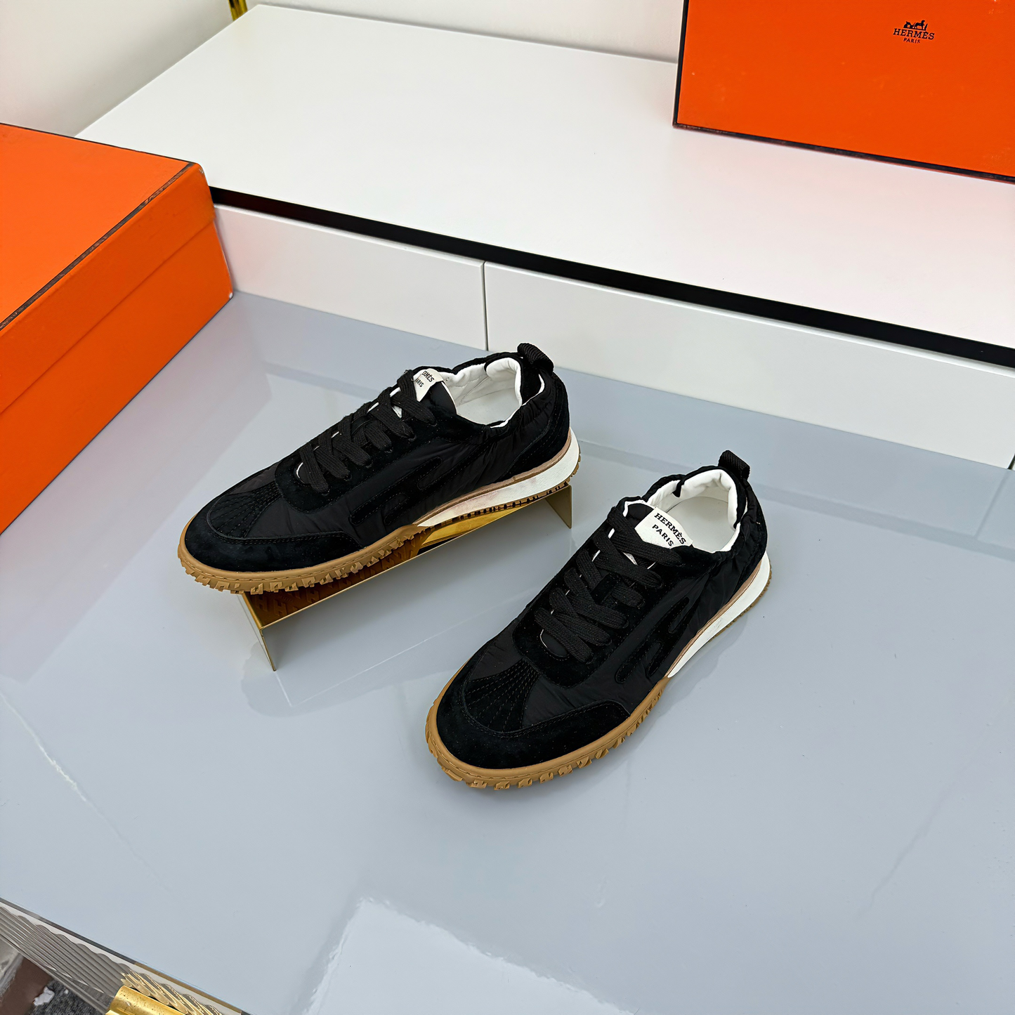 HM 2026 Casual Sneakers Black Fabric Suede 667352