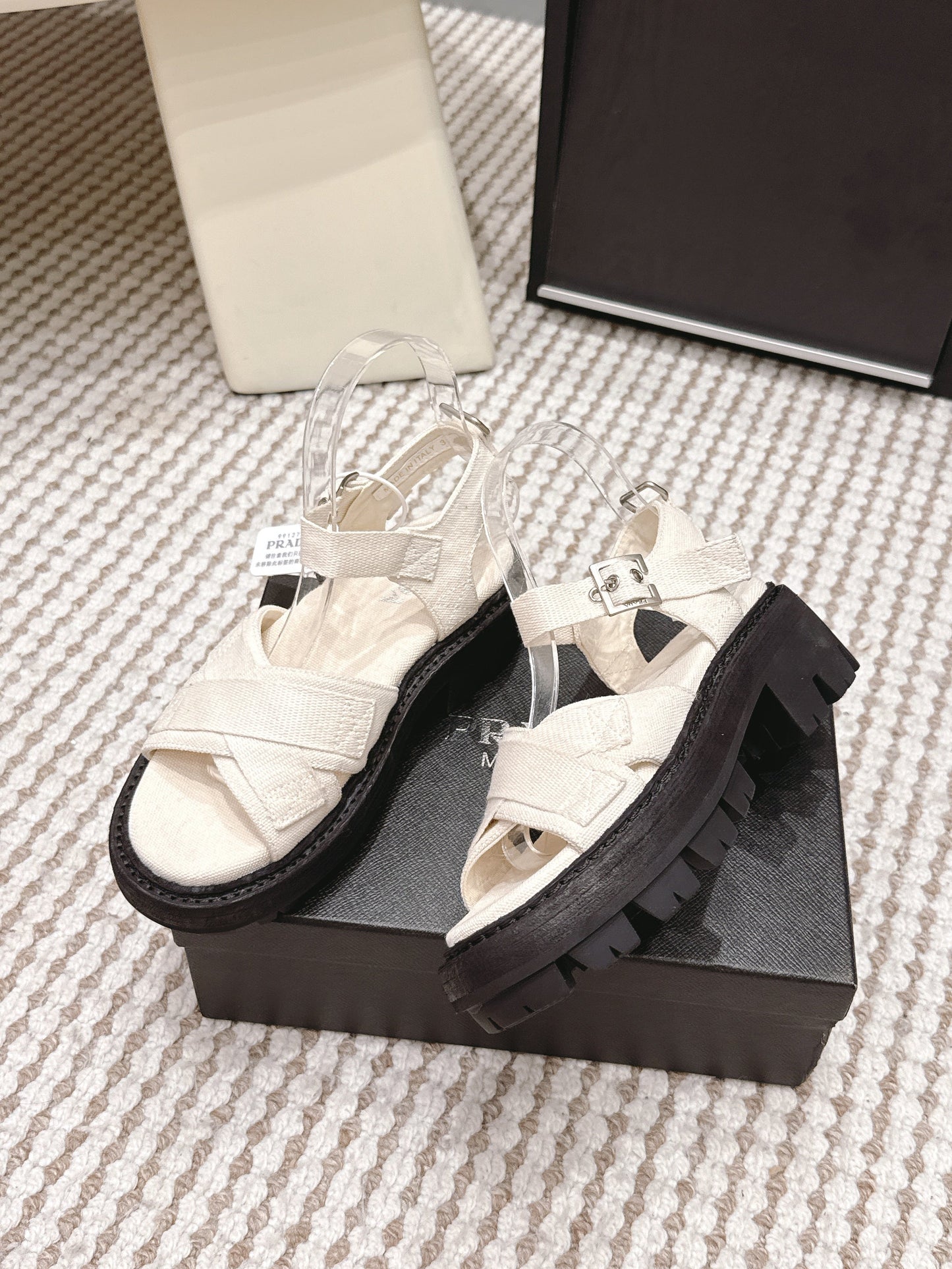 PRA 2026S Platform Sandals White Black Canvas 657527
