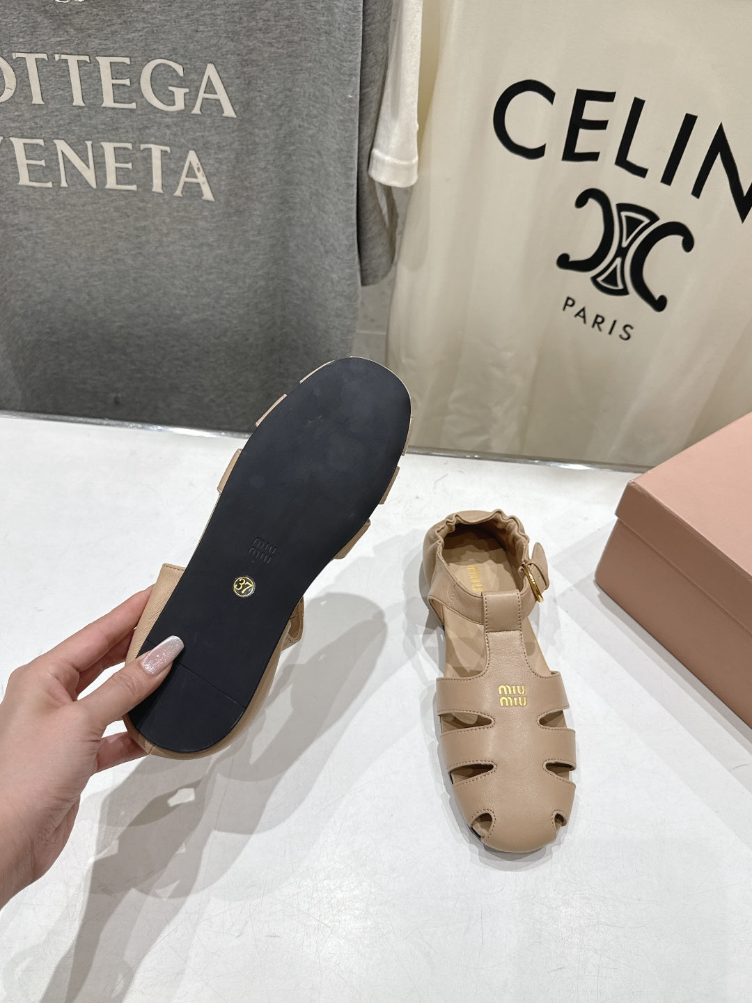 Miumiu 26ss Flat Sandals Nude Lambskin  713064