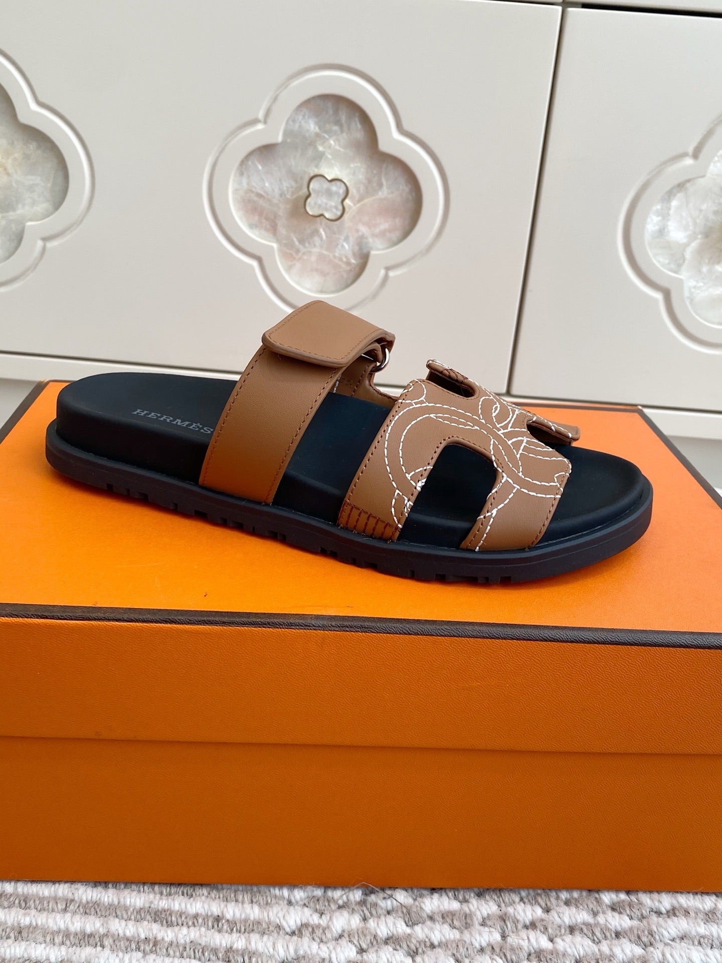 HM 2026 Velcro Slippers Brown Sheepskin 667459