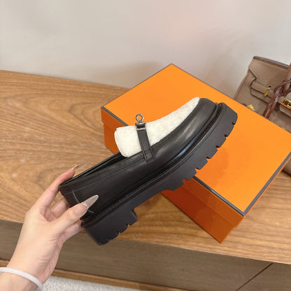 HM 26ss Loafers Black White Wool Calfskin 638439