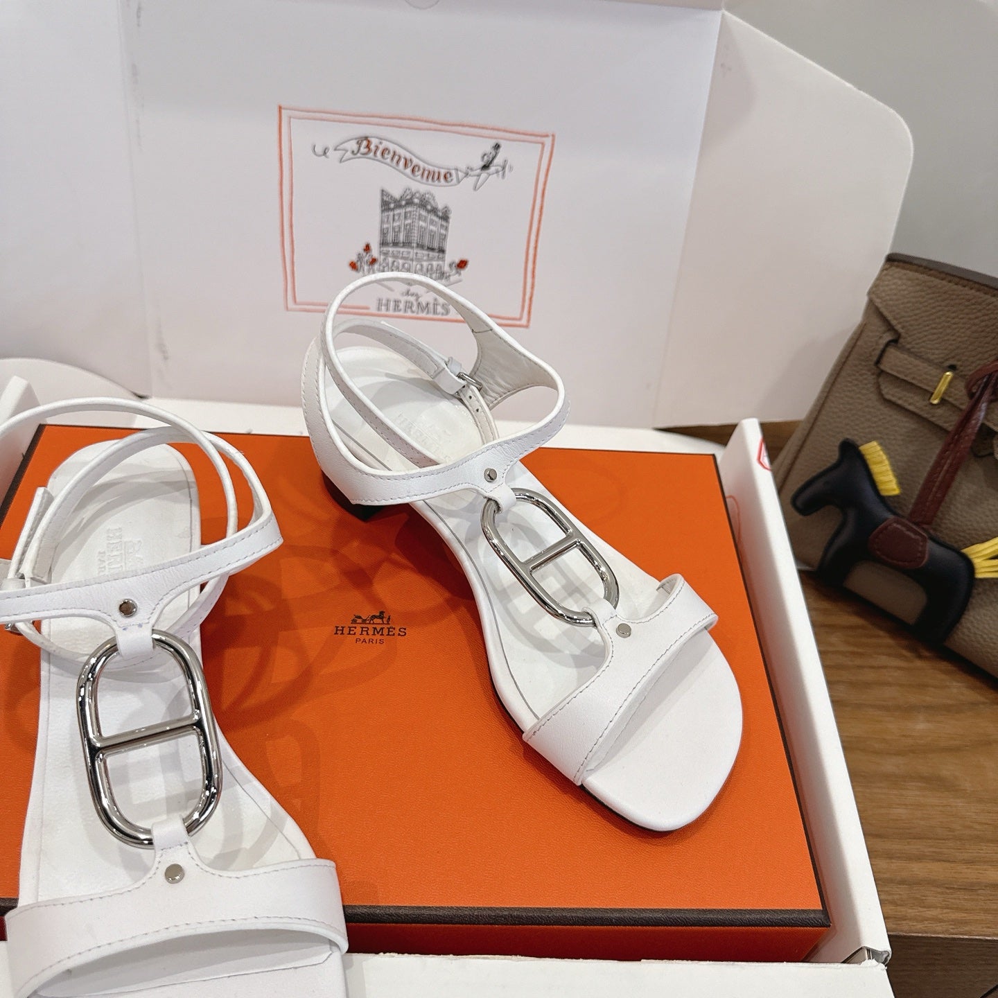 HM 26ss High-heeled Sandals 50 White Genuine Leather 638529
