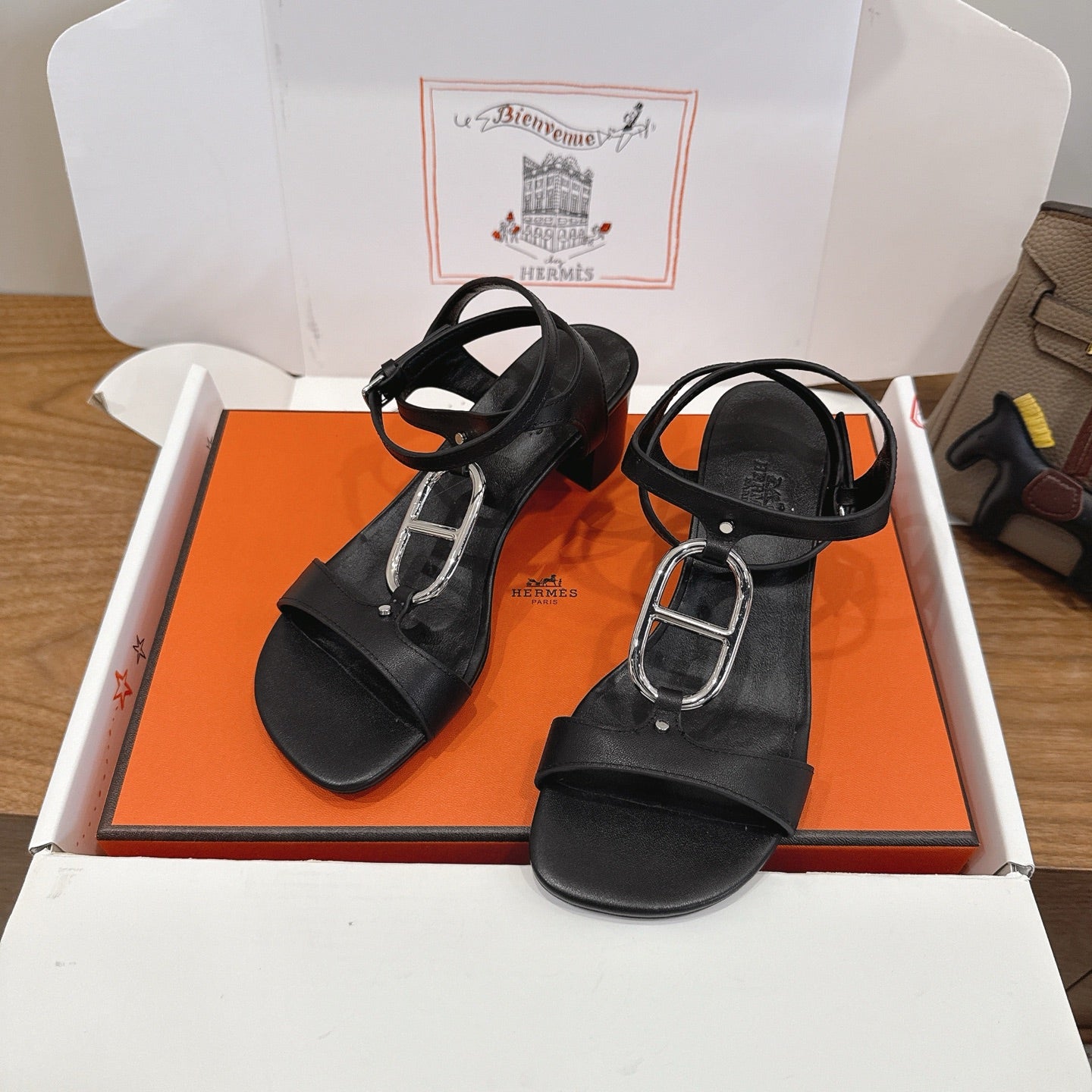 HM 26ss High-heeled Sandals 50 Black Genuine Leather 638530
