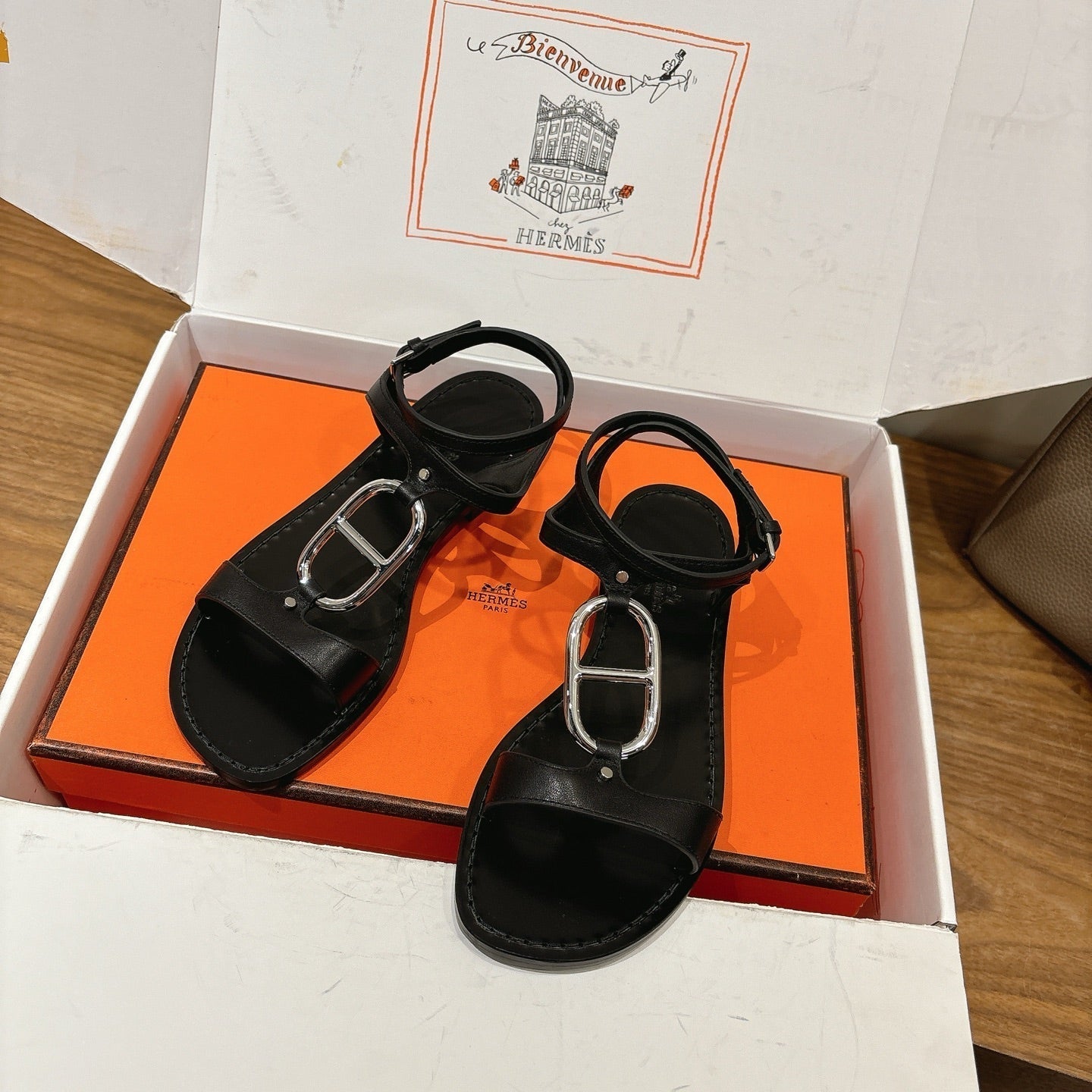 HM 26ss Sandals Black Genuine Leather 638533