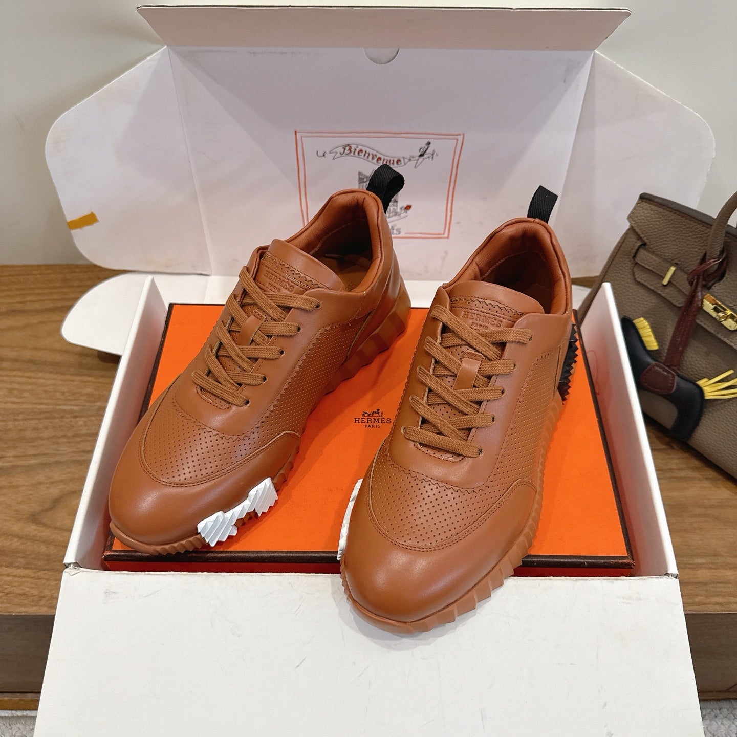 HM 26ss Sneakers Caramel Brown Leather 638570