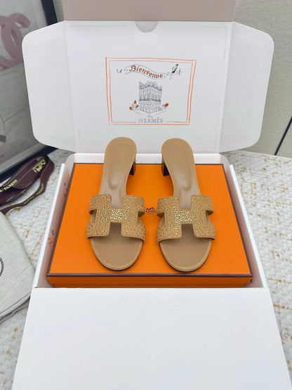 HM 26ss Oran Sandals 50 Light Caramel Beige Crystal Suede Cowhide 625257