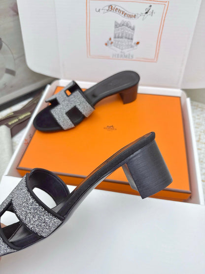 HM 26ss Oran Sandals 50 Black Rhinestone Cowhide 625267