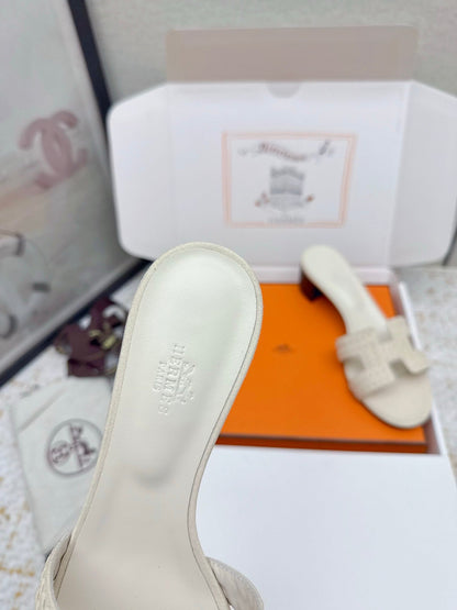 HM 26ss Oran Sandals 50 Cream Suede Sheepskin 625141
