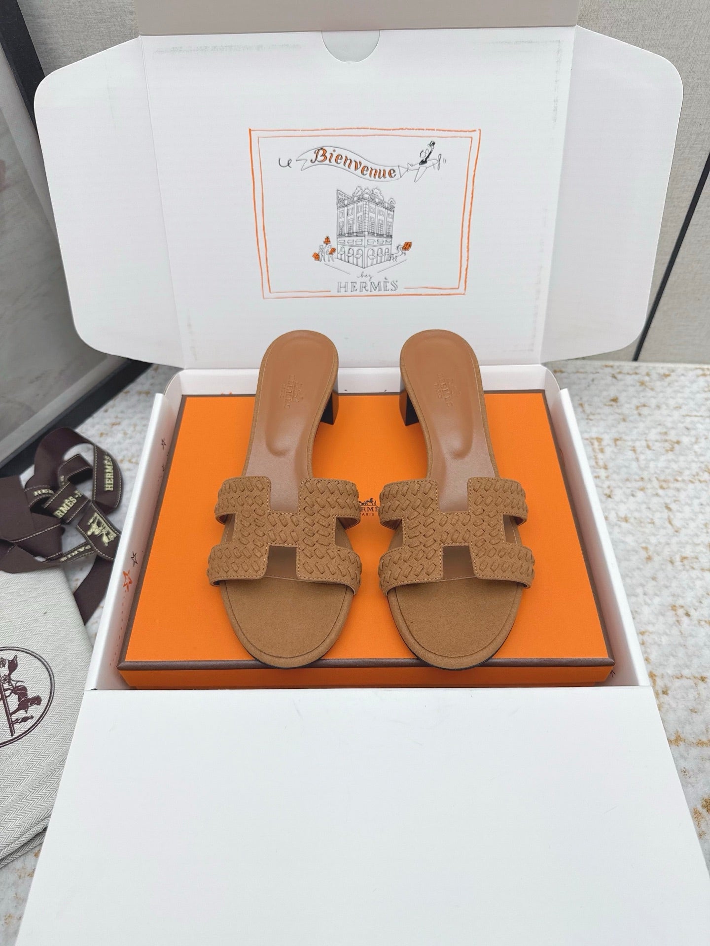 HM 26ss Oran Sandals 50 Brown Suede Sheepskin 625143