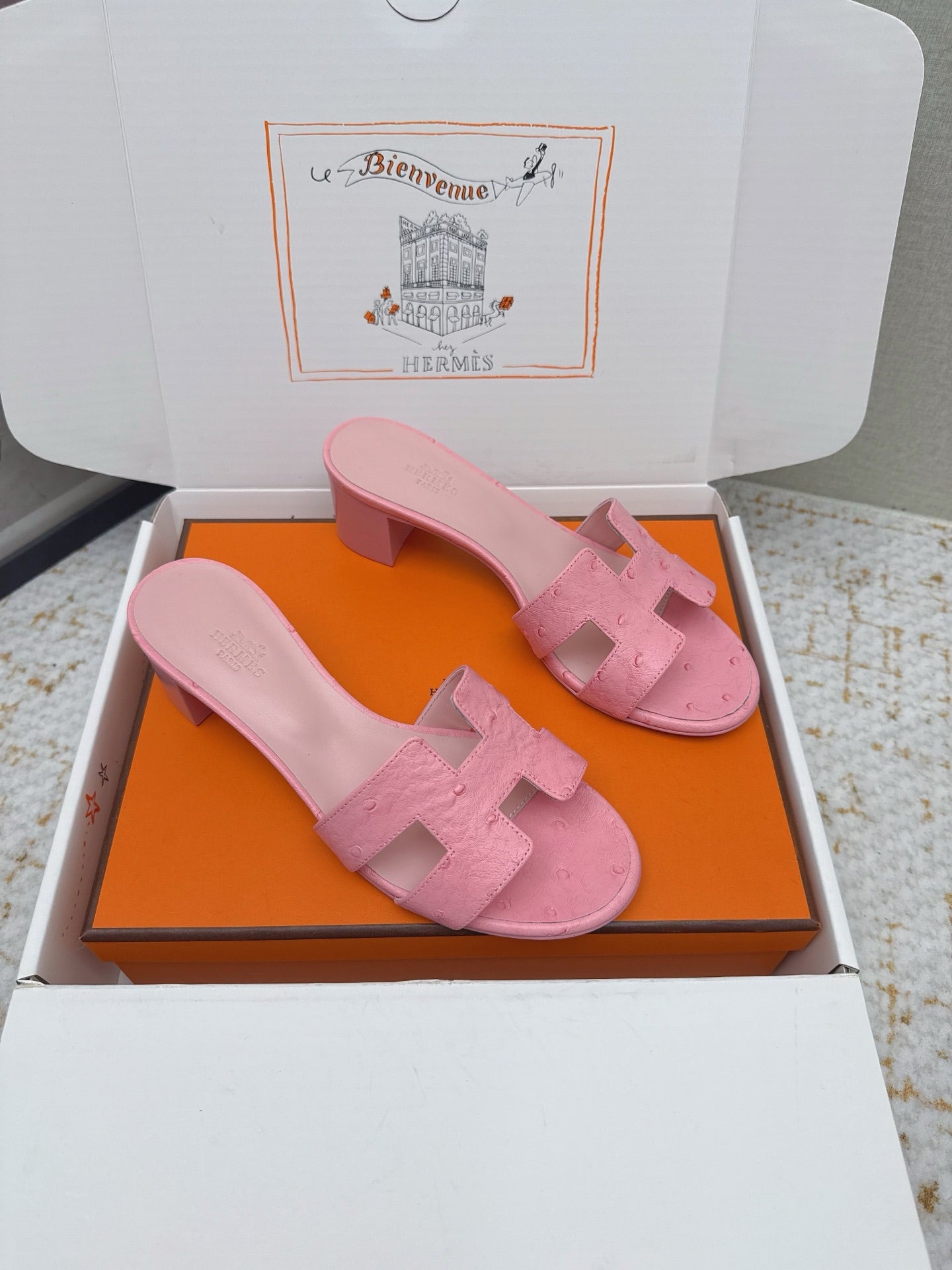 HM 26ss Oran Sandals 50 Pink Ostrich Leather 625123