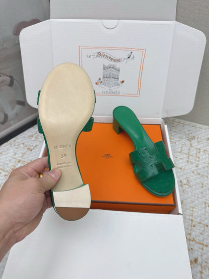 HM 26ss Oran Sandals 50 Dark Green Ostrich Leather 625134