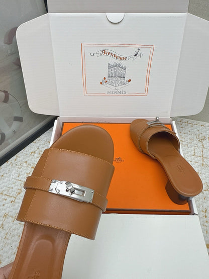 HM 26ss Oasis Sandals 50 Brown Sheepskin Sliver Buckle 625169