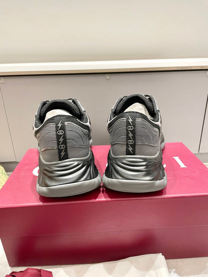 GG 26 Casual Sneakers Gray Black Mesh Fabric 632857