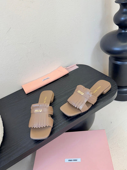 MIU 26ss Sandals Brown Sheepskin 627360
