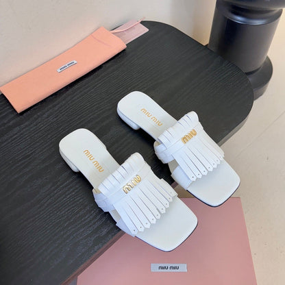 MIU 26ss Sandals White Sheepskin 627361