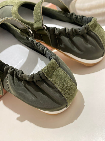 Miu Miu 2026 Ballet Flat Green Suede Fabric 618678