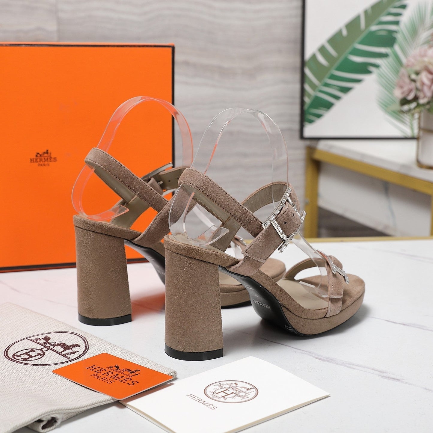 HM 26ss Platform High-Heeled Sandals Taupe Velvet Sheepskin 601218
