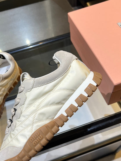 MIU 26ss Sneaker Fabric Suede