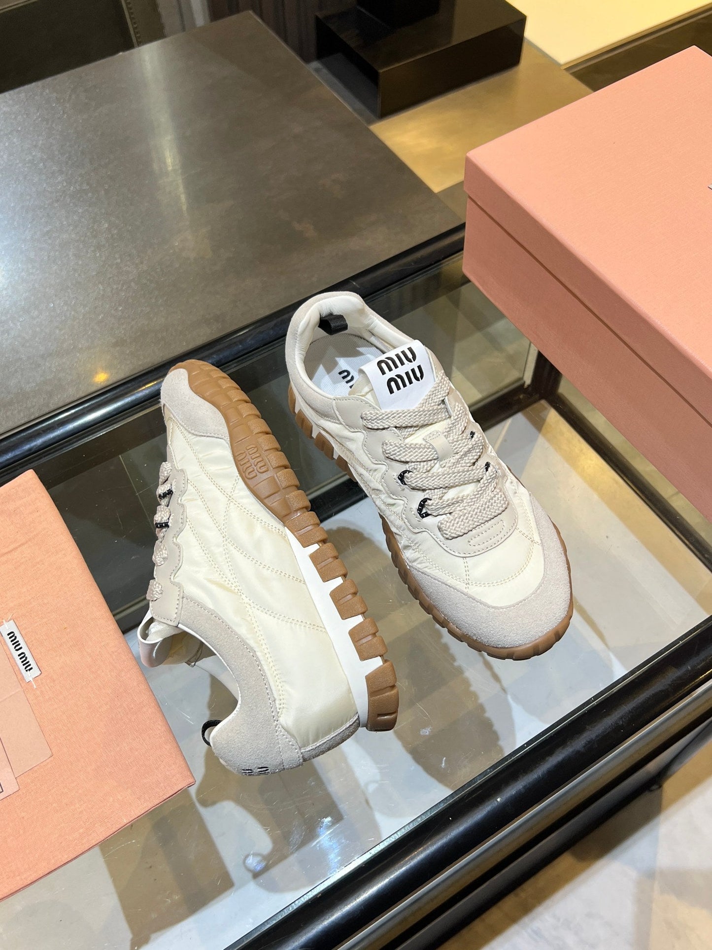 MIU 26ss Sneaker Fabric Suede