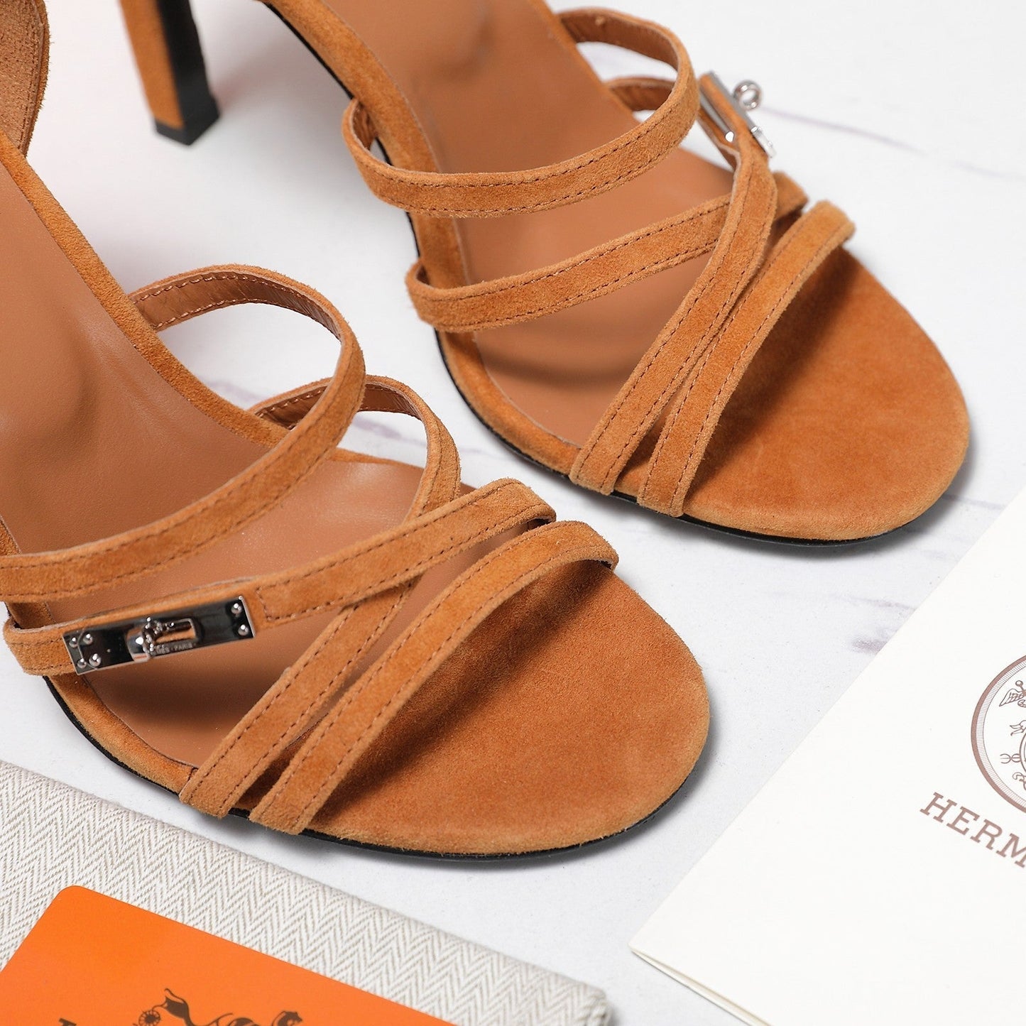 HM 26ss Sandals 85 Camel Brown Suede 601235