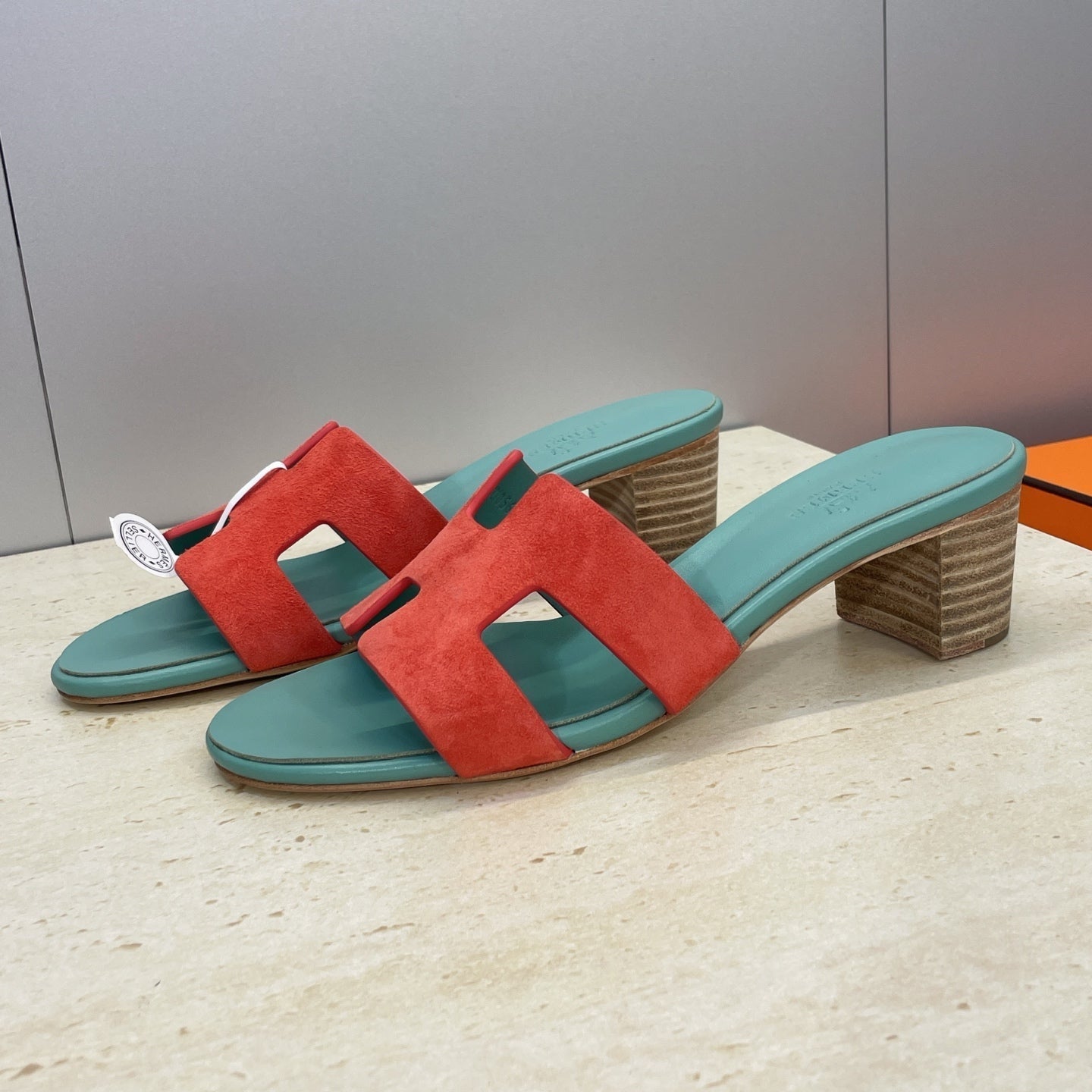 HM 26ss  Oran Sandals 45 Turquoise Red Suede Cowhide 607212