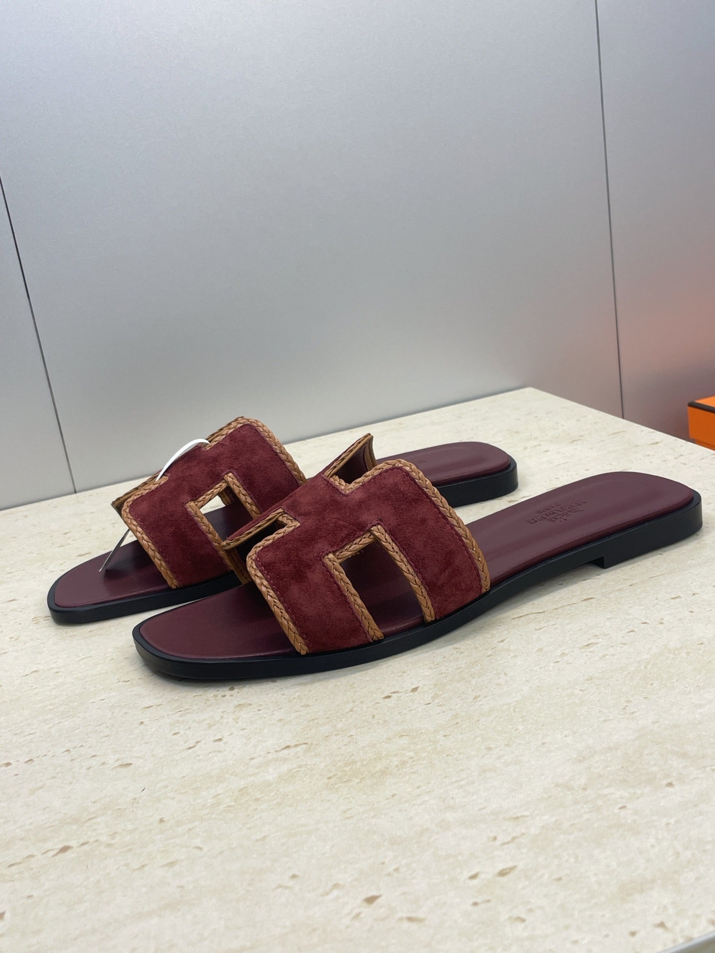 HM 26ss Oran Sandals Burgundy Brown Suede Calfskin 607252